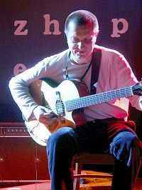 Раймон Бони