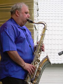 Тони Лакатош